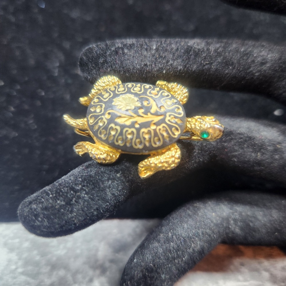 Vintage TAI Gold Tone Damascene Turtle Brooch Green Eye Animal Pin